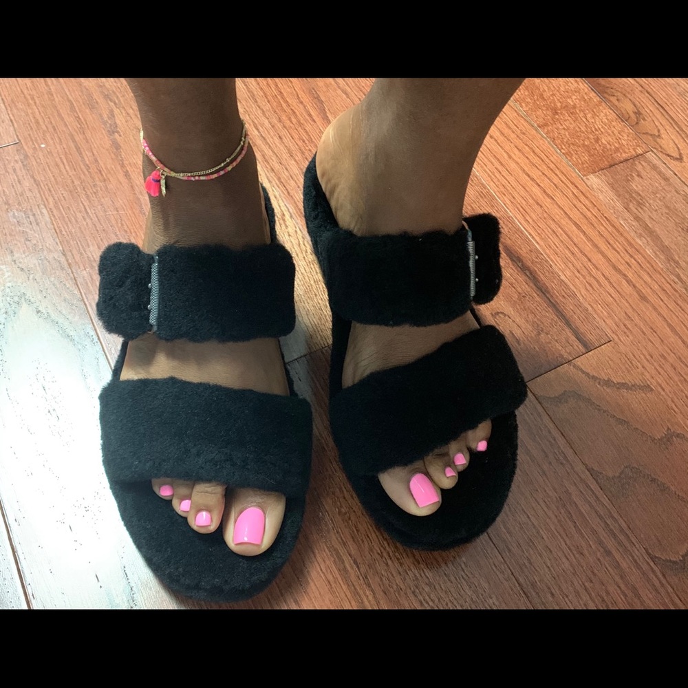 Ugg fur slippers